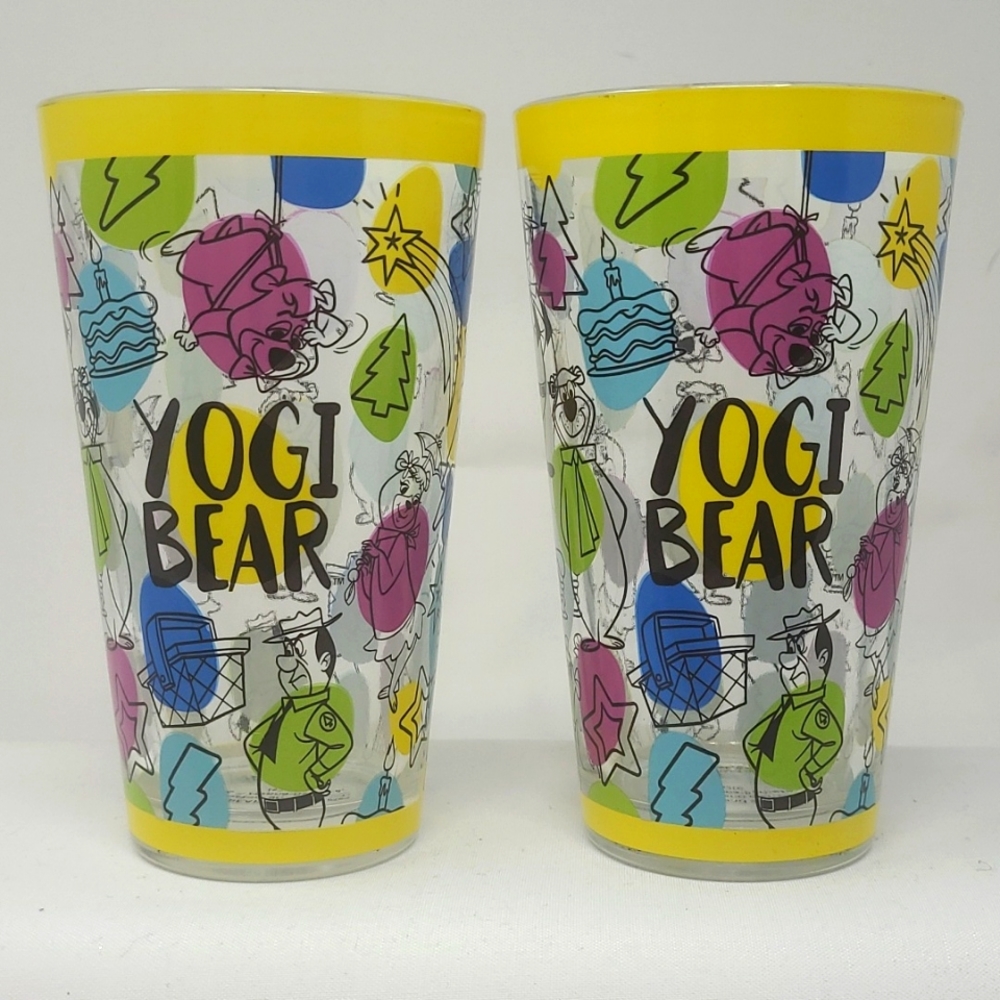 HANNA BARBERA SET OF 2 YOGI BEAR, BOO BOO AND CHARACTERS DRINKING GLASSES